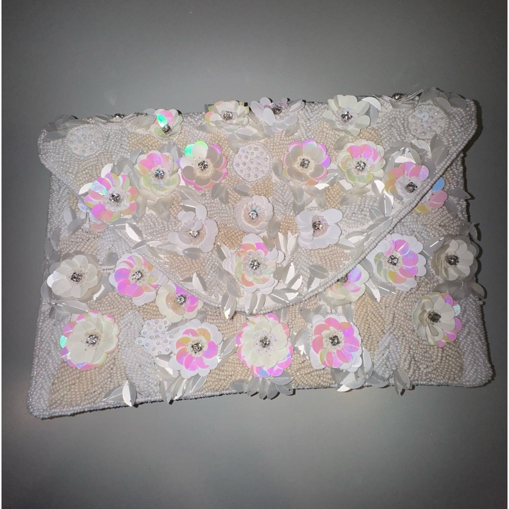 Stunning Clutch. Like New